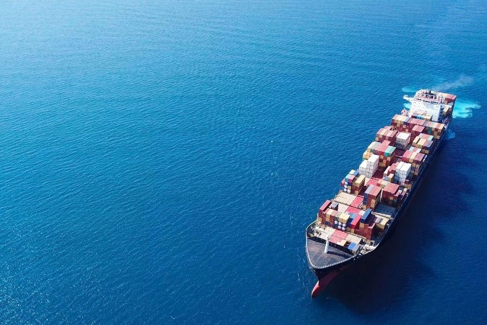 Advantages of Using Sea Transport for Your Business