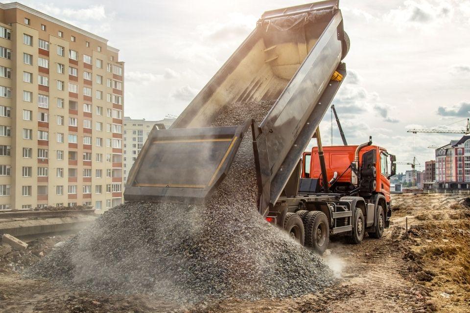 Helpful Tips for a First-Year Dump Truck Driver