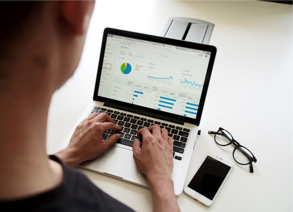 man-with-laptop-entrepreneur
