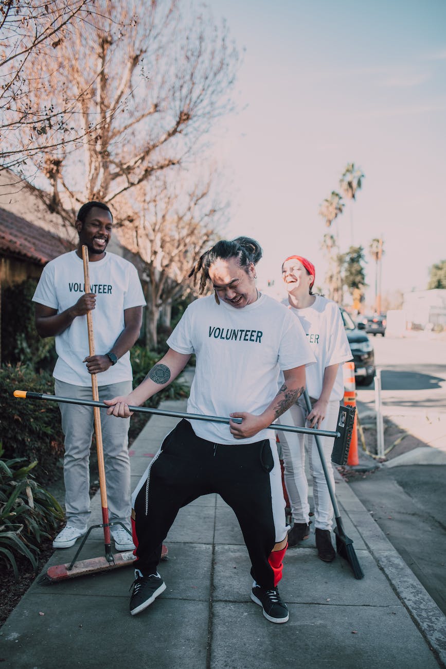 volunteers cleaning the street