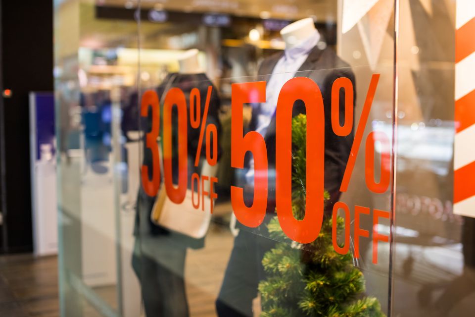 Tips To Reduce Marketing Expenses for Retail Stores