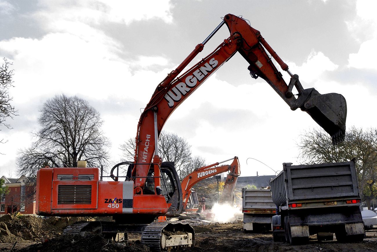 Excavators photo, public domain construction