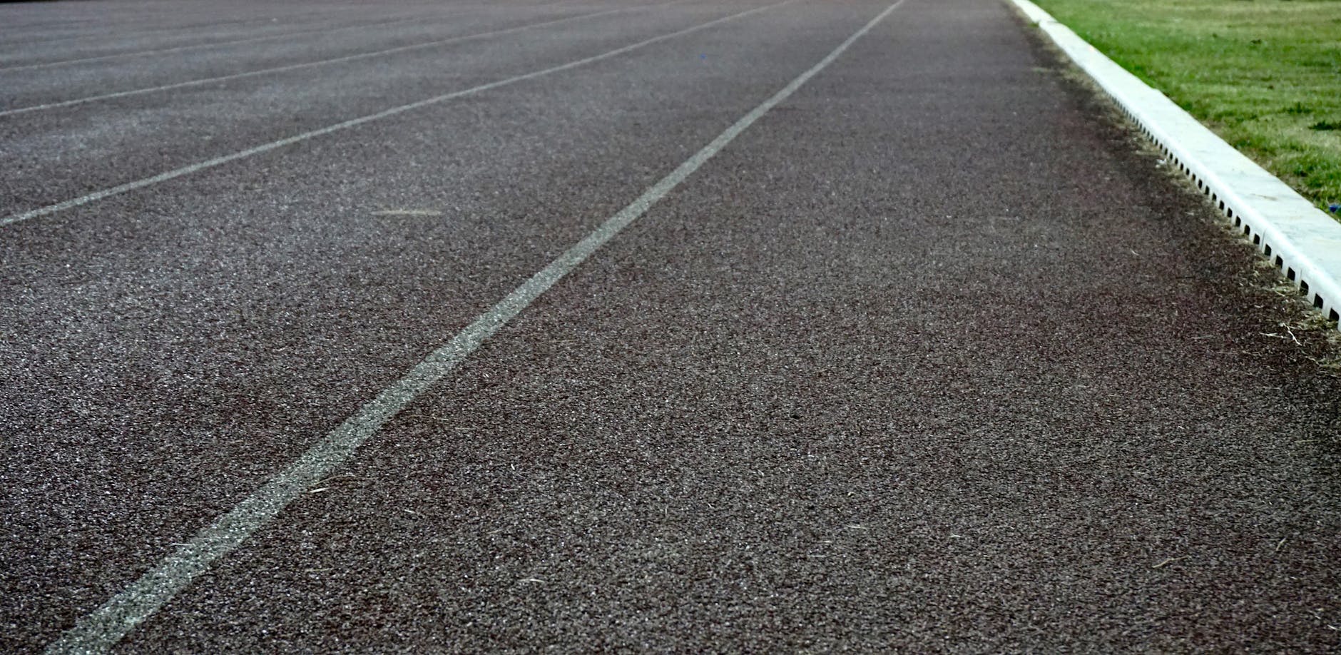 gray concrete road