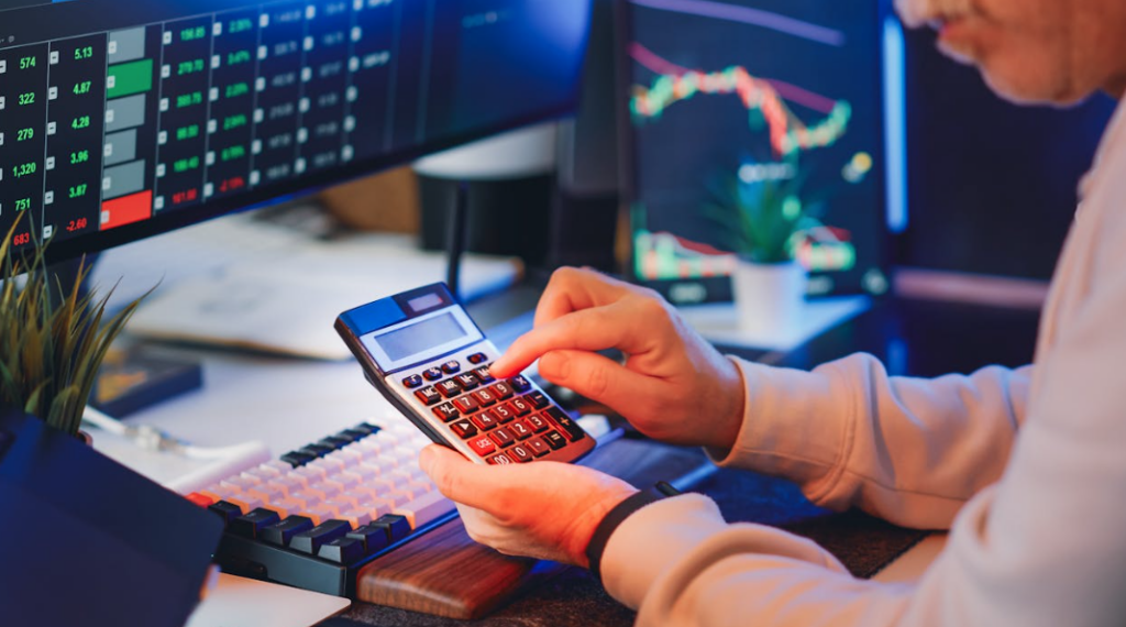 investment and calculations, business growth