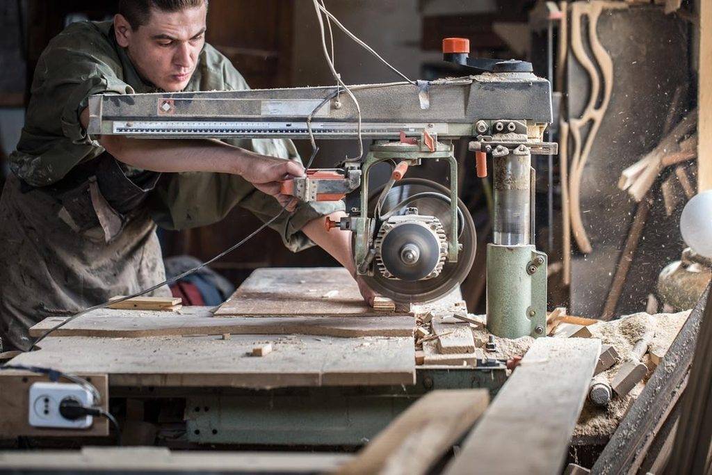 Benefits of Investing in Quality Woodworking Machines 2 woodworking machine