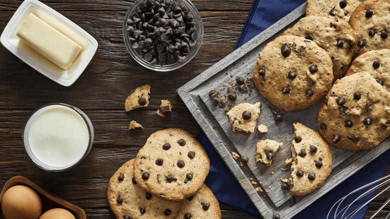 baking cookies