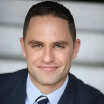 25 Leadership Skills to Develop: Why They Matter and How to Improve 17 Steve Kifer, Manager, Ritzy Room